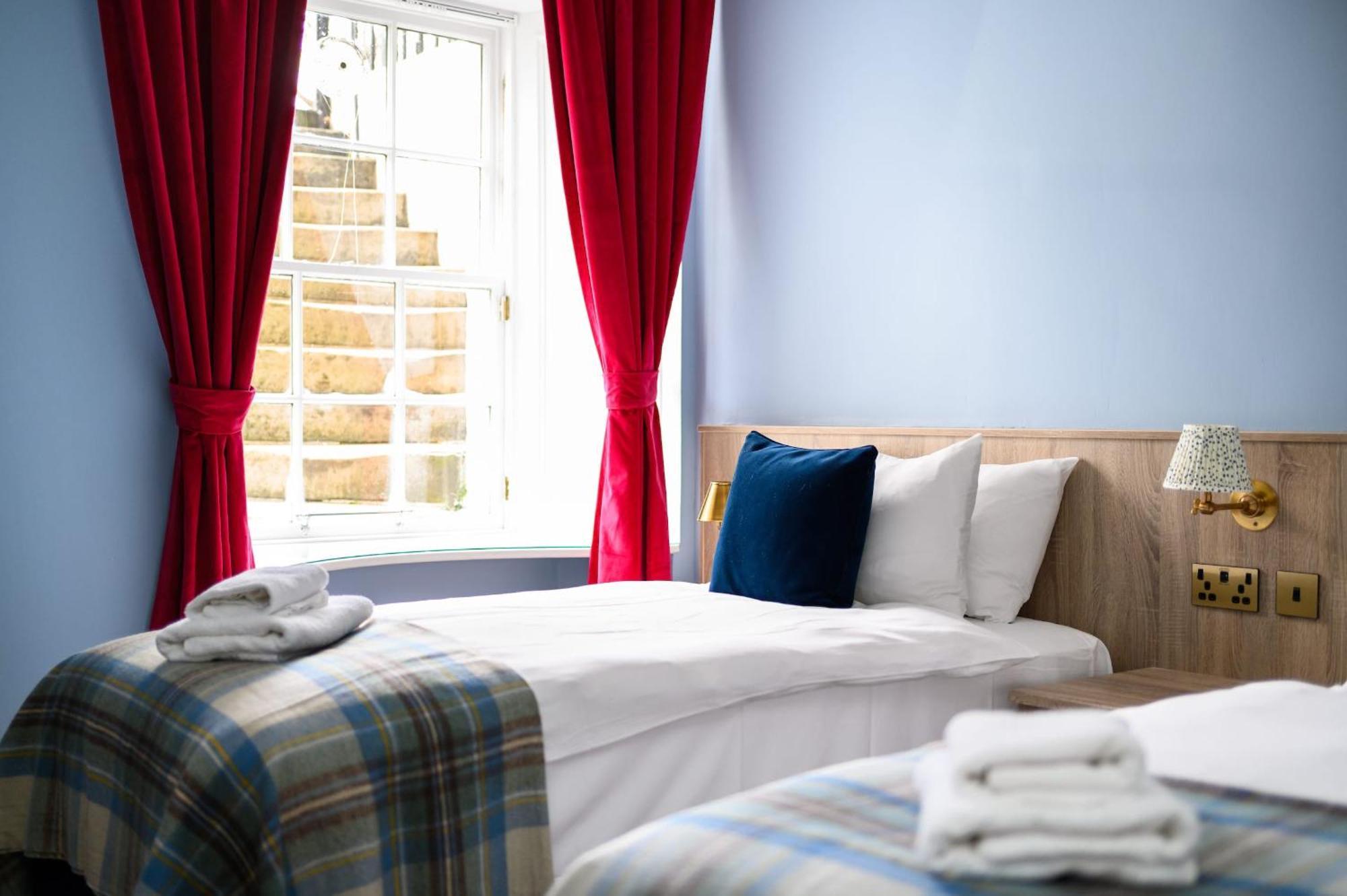 Queen Charlotte Guesthouse Edinburgh Bagian luar foto