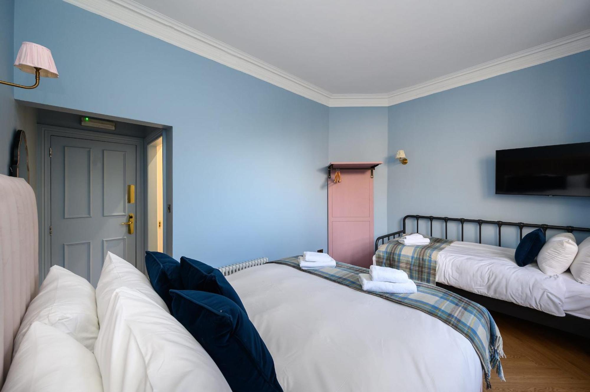 Queen Charlotte Guesthouse Edinburgh Bagian luar foto