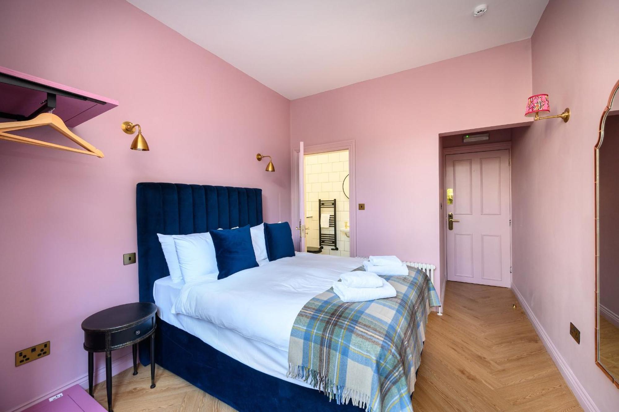 Queen Charlotte Guesthouse Edinburgh Bagian luar foto