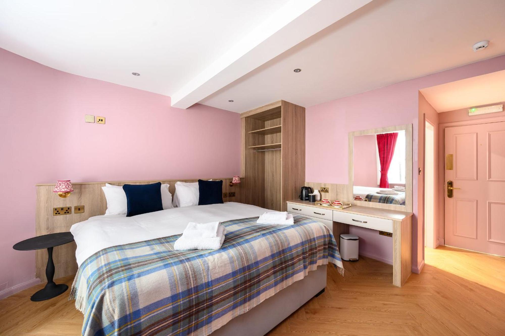Queen Charlotte Guesthouse Edinburgh Bagian luar foto