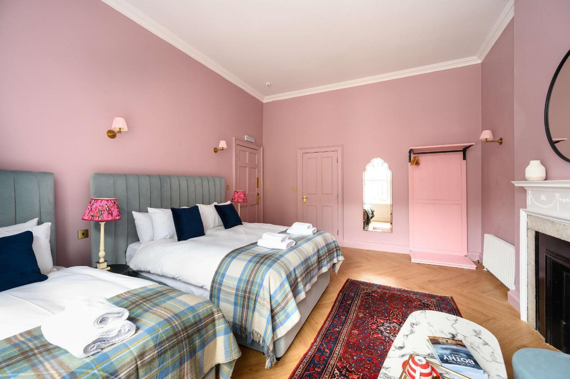 Queen Charlotte Guesthouse Edinburgh Bagian luar foto
